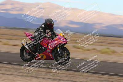 media/Sep-11-2022-SoCal Trackdays (Sun) [[81b7e951af]]/Back Straight Speed (850am)/